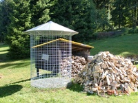 Dřevník malý 4m³ s pozinkovanou střechou