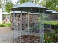 Dveřní výztuž pro vstup do dřevníku