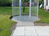 Dveřní výztuž pro vstup do dřevníku